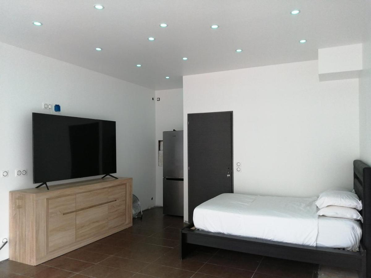 Love 3 Agde Exterior foto